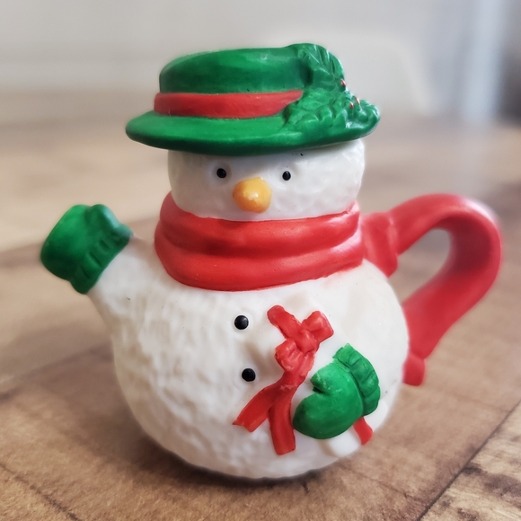 Vintage R.O.C mini snowman ceramic tea set teapot cups saucers holiday Christmas - Picture 4 of 16
